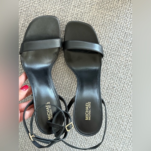 Michael Kors Halle Gold Heel Sandals 9 – Real Leather, Not Outlet, New in Box - Picture 5 of 13